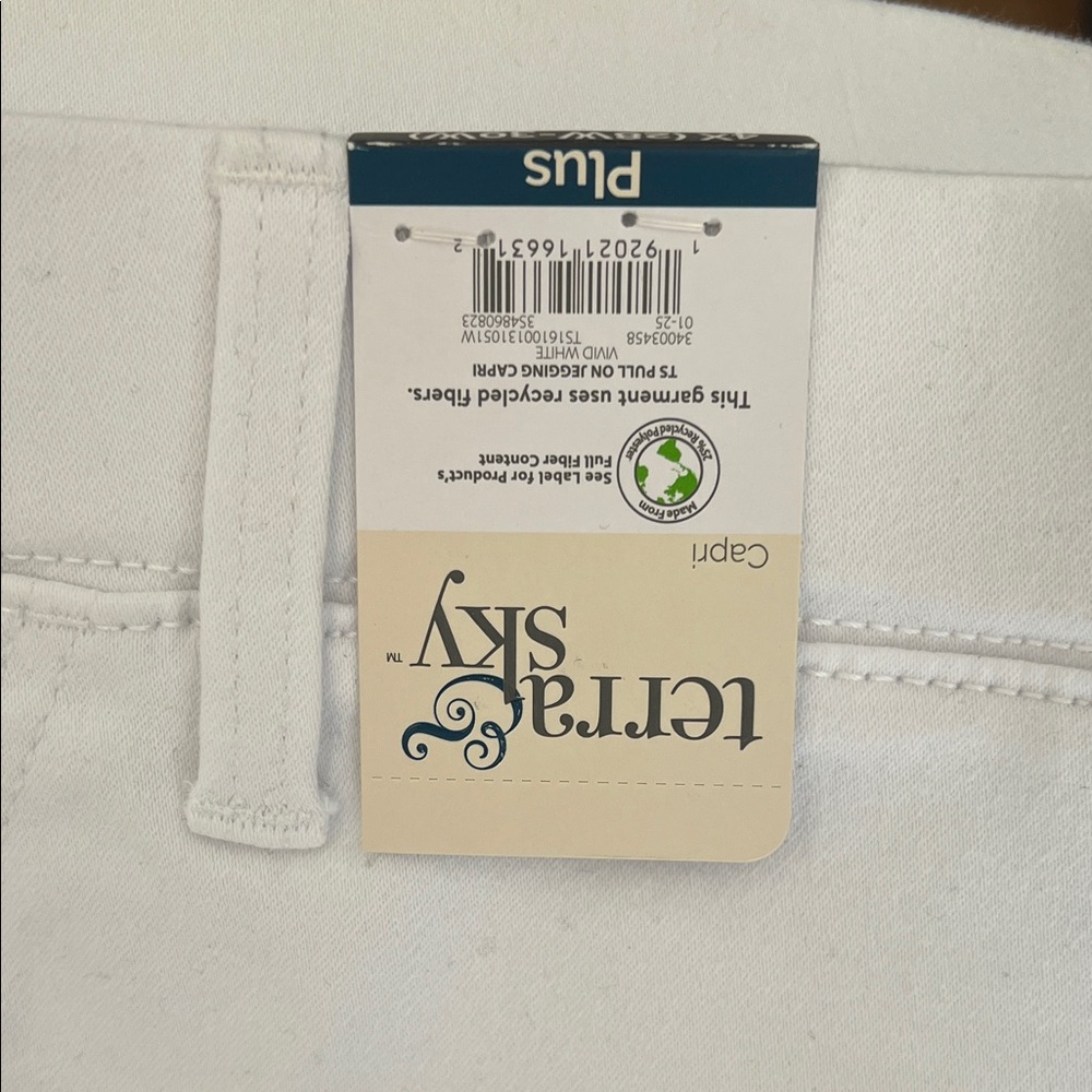 Terra & Sky White Capris - Picture 5 of 8